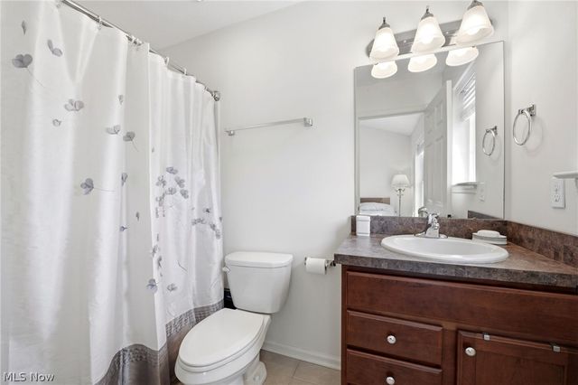 6 Grandview Drive, Rocky River, OH 44116
