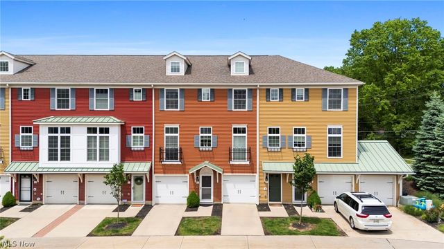 6 Grandview Drive, Rocky River, OH 44116