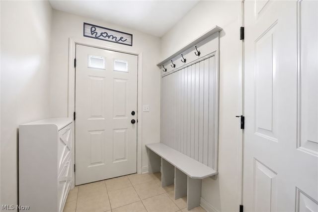 6 Grandview Drive, Rocky River, OH 44116