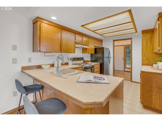 2899 Se RISLEY Ave, Milwaukie, OR 97267