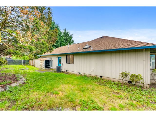 2899 Se RISLEY Ave, Milwaukie, OR 97267