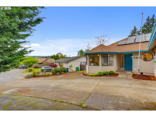 2899 Se RISLEY Ave, Milwaukie, OR 97267