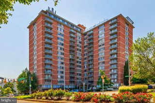 1 E University Pkwy Unit 802, Baltimore, MD 21218