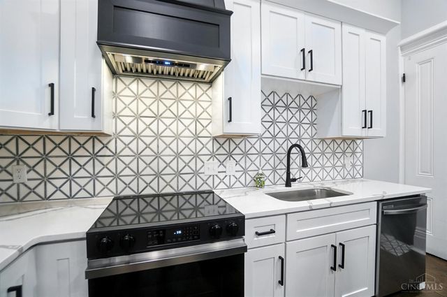 1026 Dayton Street, Cincinnati, OH 45214