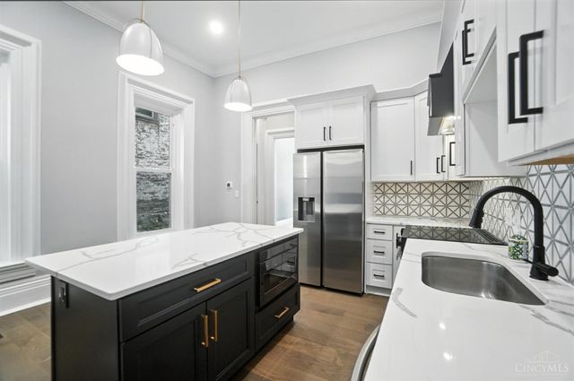 1026 Dayton Street, Cincinnati, OH 45214