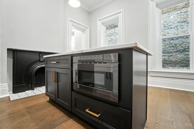 1026 Dayton Street, Cincinnati, OH 45214