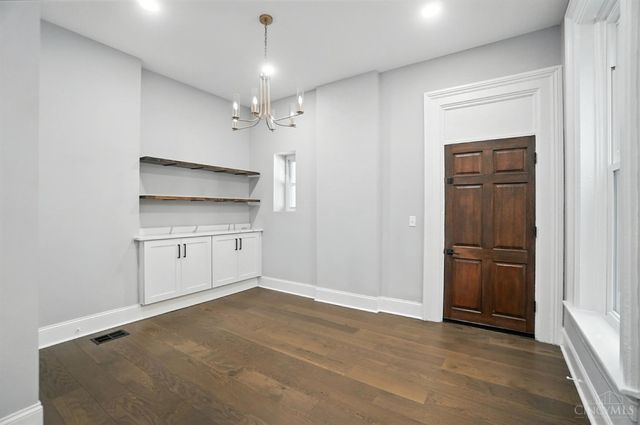 1026 Dayton Street, Cincinnati, OH 45214