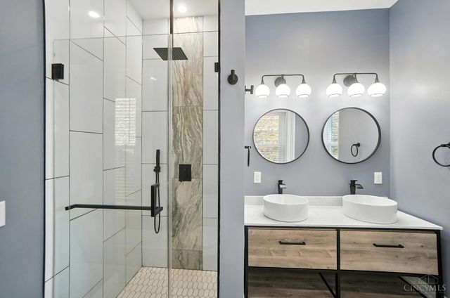 1026 Dayton Street, Cincinnati, OH 45214