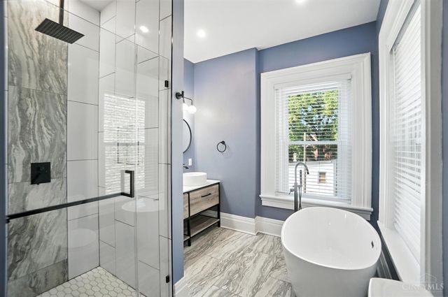 1026 Dayton Street, Cincinnati, OH 45214