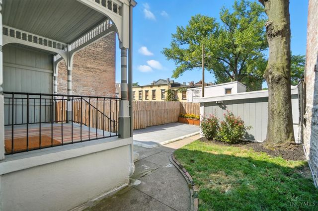 1026 Dayton Street, Cincinnati, OH 45214