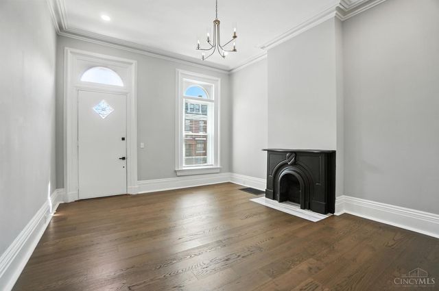 1026 Dayton Street, Cincinnati, OH 45214