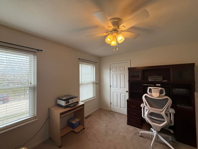 1504 FURLONG DR, Columbia, MO 65202