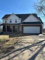 1504 FURLONG DR, Columbia, MO 65202