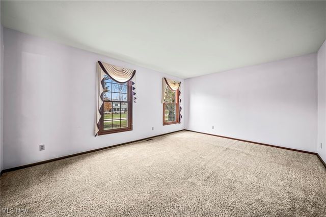 10131 Weathersfield Drive, Concord, OH 44060