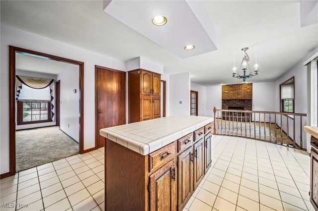 10131 Weathersfield Drive, Concord, OH 44060