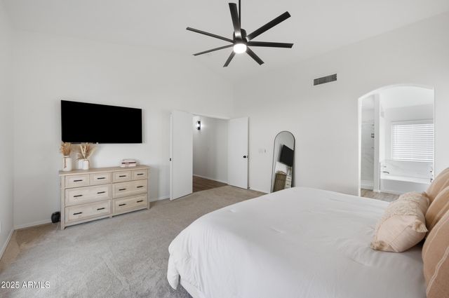 132 W JASPER Drive, Gilbert, AZ 85233