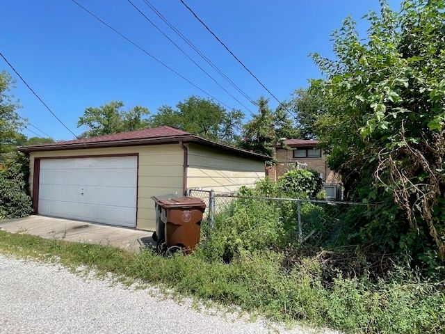 9218 Lavergne Avenue, Skokie, IL 60077