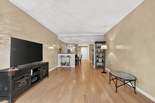 300 Allston St 302, Boston, MA 02135