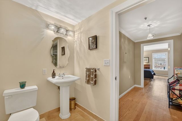 300 Allston St 302, Boston, MA 02135