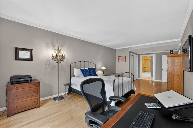 300 Allston St 302, Boston, MA 02135