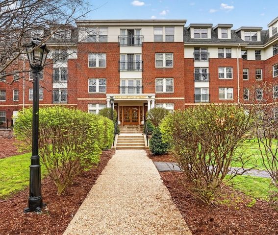 300 Allston St 302, Boston, MA 02135