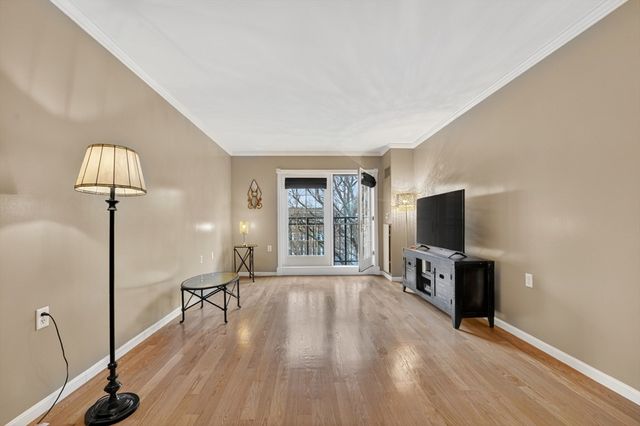 300 Allston St 302, Boston, MA 02135