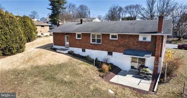 106 N 12TH ST, Lehighton, PA 18235