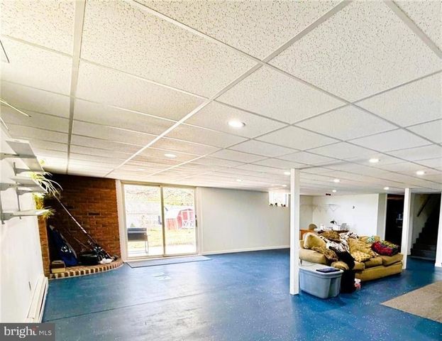 106 N 12TH ST, Lehighton, PA 18235