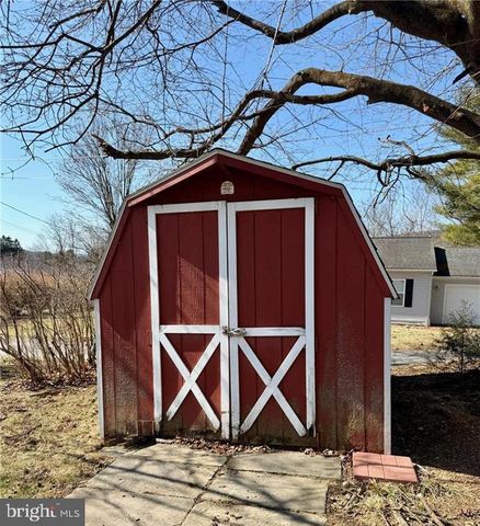 106 N 12TH ST, Lehighton, PA 18235