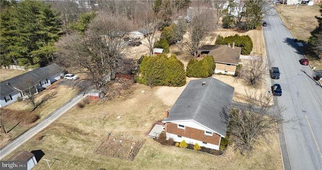 106 N 12TH ST, Lehighton, PA 18235