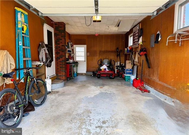 106 N 12TH ST, Lehighton, PA 18235