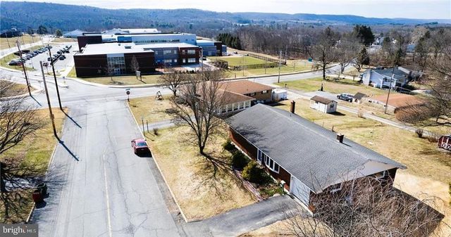 106 N 12TH ST, Lehighton, PA 18235