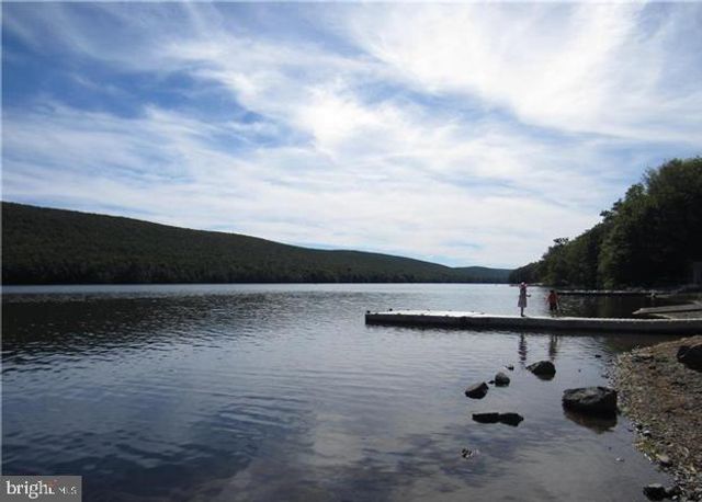 106 N 12TH ST, Lehighton, PA 18235