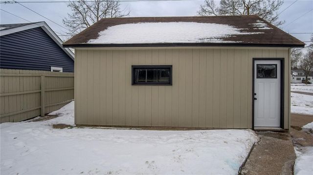 1505 Sherwin Avenue, Eau Claire, WI 54701