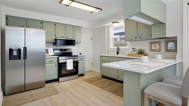 1505 Sherwin Avenue, Eau Claire, WI 54701