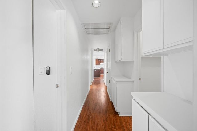 1753 Park Place Dr, Carmichael, CA 95608