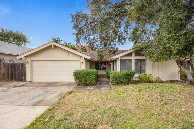 1753 Park Place Dr, Carmichael, CA 95608