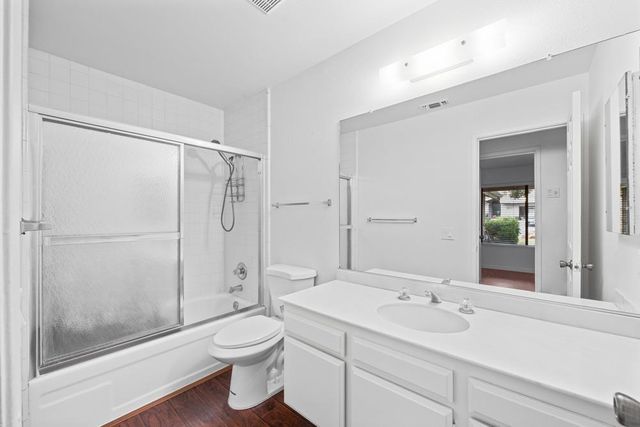 1753 Park Place Dr, Carmichael, CA 95608