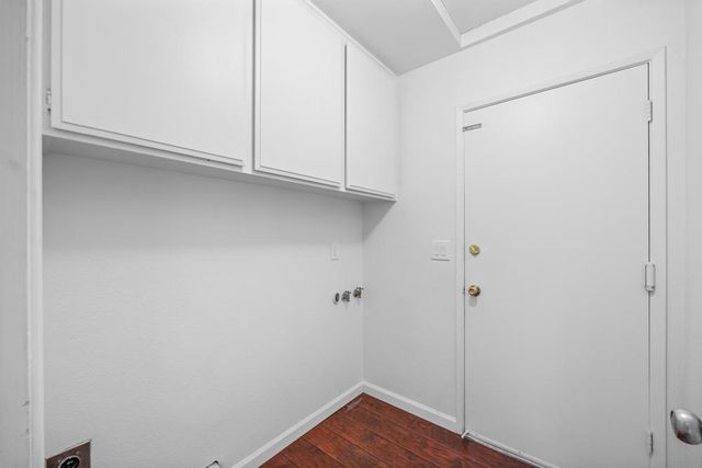 1753 Park Place Dr, Carmichael, CA 95608