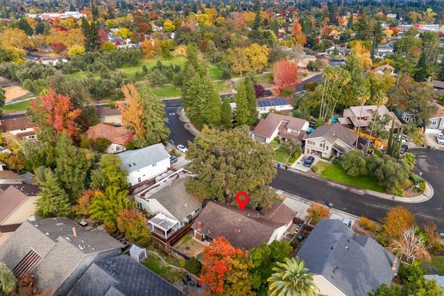 1753 Park Place Dr, Carmichael, CA 95608