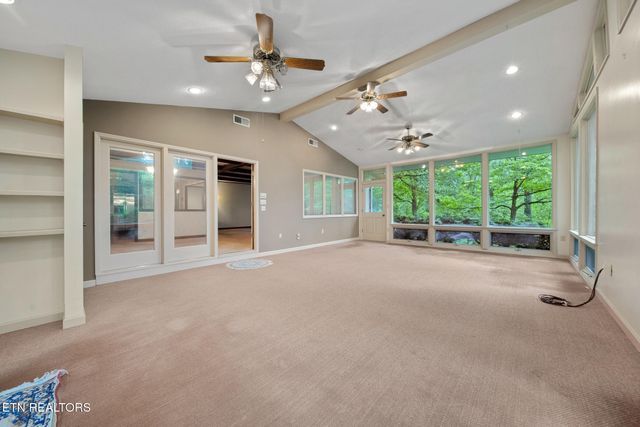 413 Hickory Tree Hollow Rd, Sevierville, TN 37876