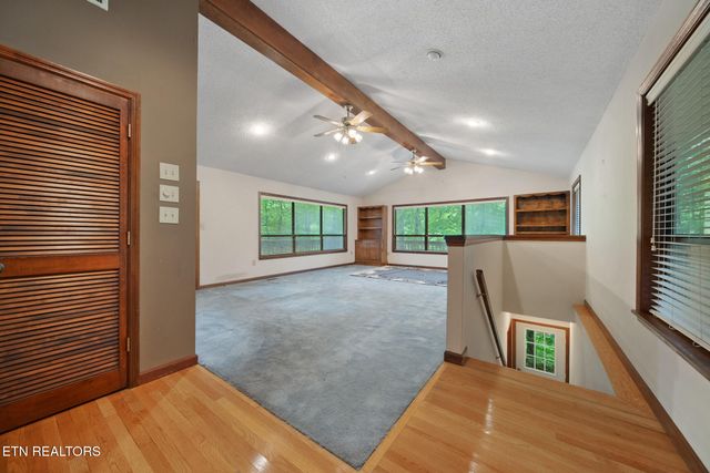 413 Hickory Tree Hollow Rd, Sevierville, TN 37876