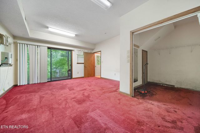 413 Hickory Tree Hollow Rd, Sevierville, TN 37876