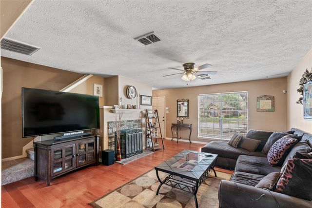 3727 Oak Lace Drive, Spring, TX 77389