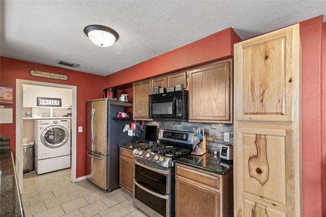 3727 Oak Lace Drive, Spring, TX 77389