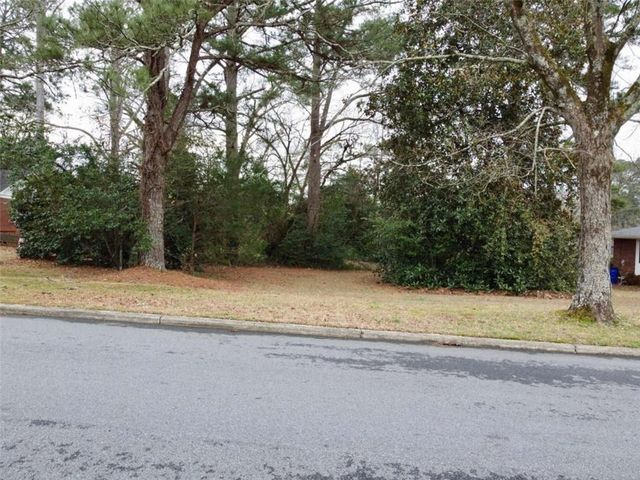 5142 Conyers St SE, Covington, GA 30014