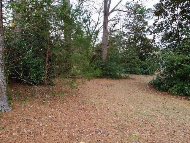 5142 Conyers St SE, Covington, GA 30014