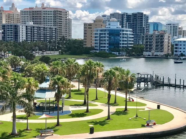 5867 HELICON PLACE, Sarasota, FL 34238