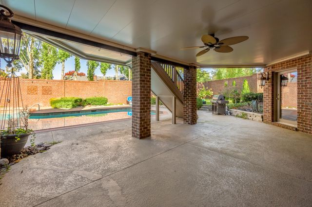 1884 Honey Spring Place, Lexington, KY 40502