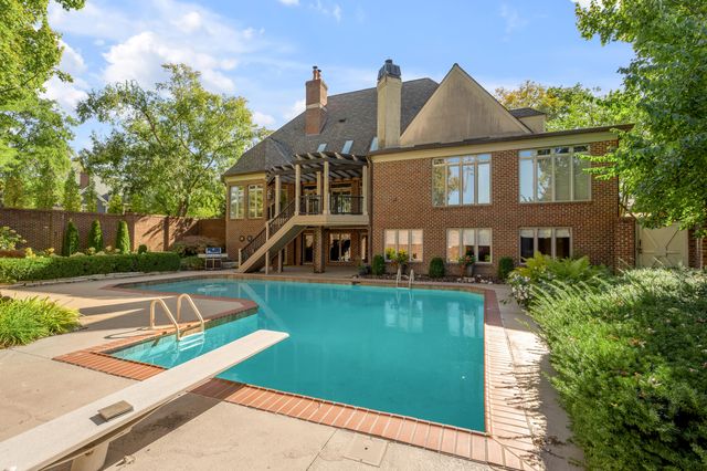 1884 Honey Spring Place, Lexington, KY 40502